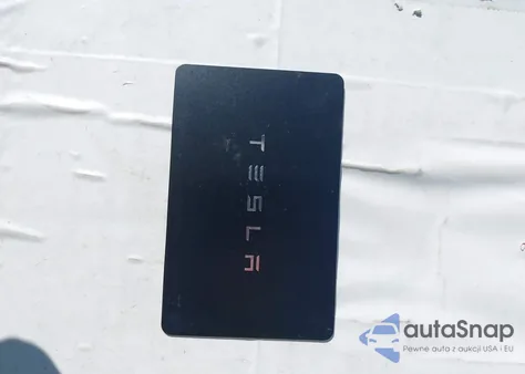 2023 Tesla Model Y Awd/Long Range Dual Motor All-Wheel Drive из США, поврежденный, VIN 7SAYGDEE2PF929129